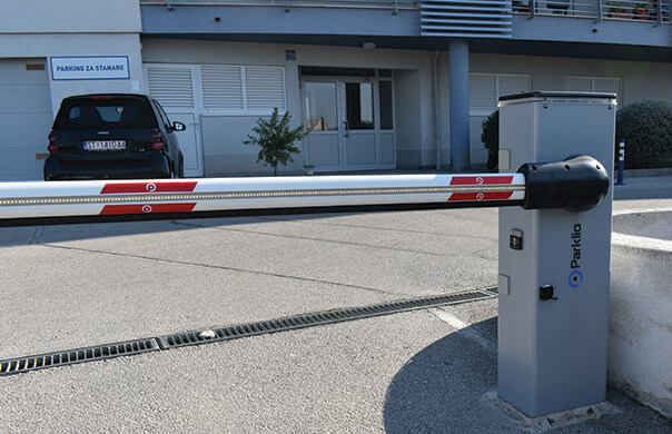 AUTOMATIC BARRIER GATE - 3