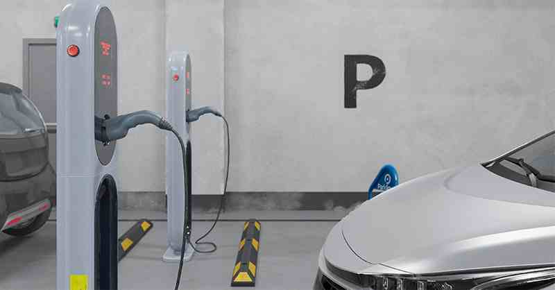 Managing the usage of EV charging infrastructure 
